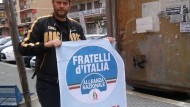 Manifesti abusivi di Fratelli d’Italia