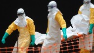 Ebola, a Pratica di Mare italiano contagiato
