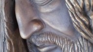 Il volto di Cristo: l’opera di un artista pontino selezionata per la mostra di Vienna