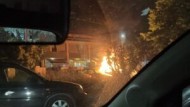 Via Portogallo: macchina prende improvvisamente fuoco nella notte.