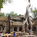 In Viaggio ‘oltre’ i Templi di Angkor