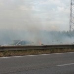 Incendio sulla via Pontina in direzione Latina