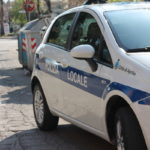 Sbanda in via Fossignano: ferita una giovane
