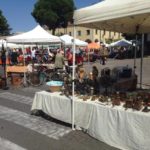 Spettacoli e colori: torna il mercatino dell’ artigianato in Piazza Roma